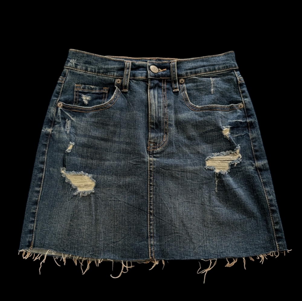 Aeropostale Mini Skirt (High Rise). Size 4